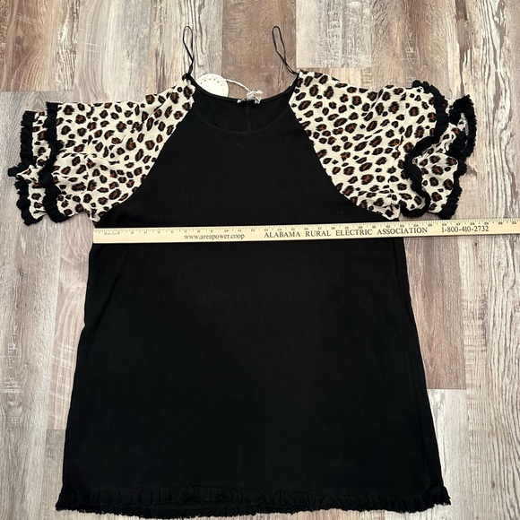 NWT Umgee Linen Blend Animal Print Ruffle Sleeves Tunic Top Blouse Sz XL - Picture 4 of 10